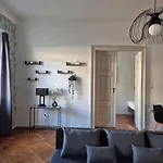 Apartment Center Flat 160m2 Laibach