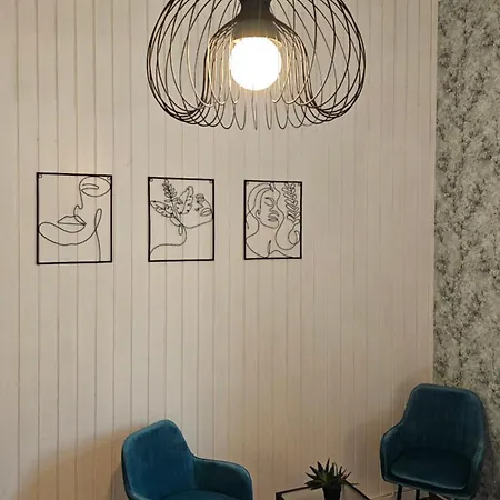 Center Flat 160m2 דירה *