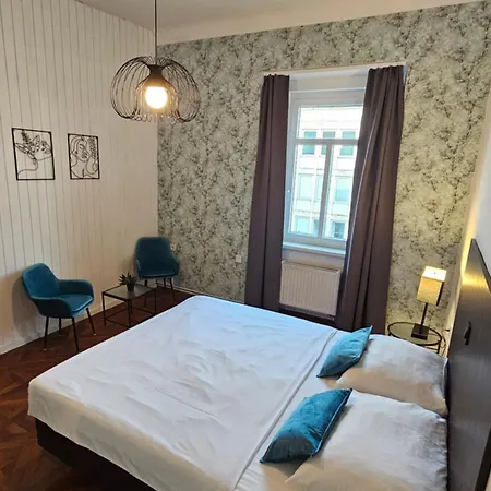 Appartement Center Flat 160m2 *