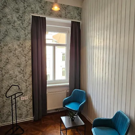 Apartament Center Flat 160m2 *