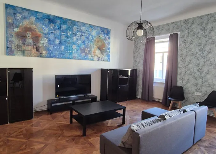 Center Flat 160m2 شقة *