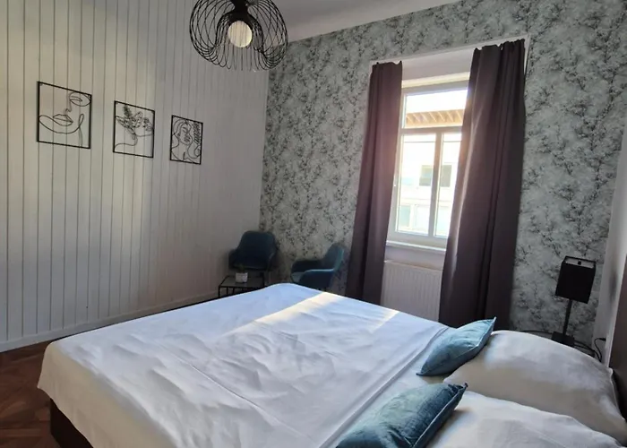 Center Flat 160m2 * Lublaň