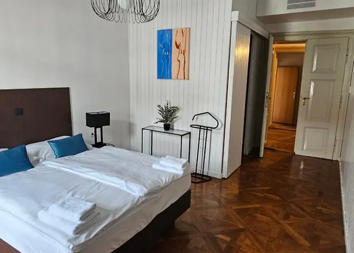 Center Flat 160m2 Apartmán