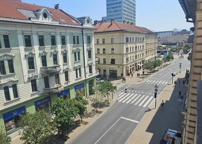 Apartmán Center Flat 160m2