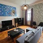 Center Flat 160m2 * Ljubljana